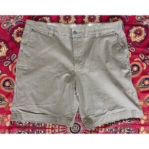 Columbia Men’s Shorts Beige Khaki Flat Front Cargo Outdoor Hiking Size 42 X 10